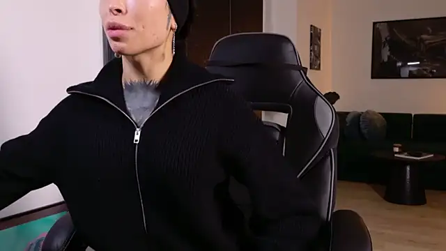 Rubbernina online show from November 2025 05:03:02 PM