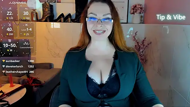 Snapshot of MrsIngrid chatting on November 2025 07:21:01 PM MrsIngrid online show from November 2025 07:21:01 PM