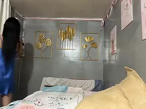 Delicate Savannah online show from October 2025 06:19:01 AM