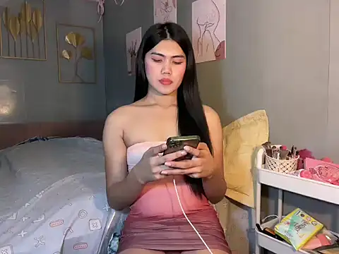 Delicate Savannah online show from March 2026 11:58:01 AM