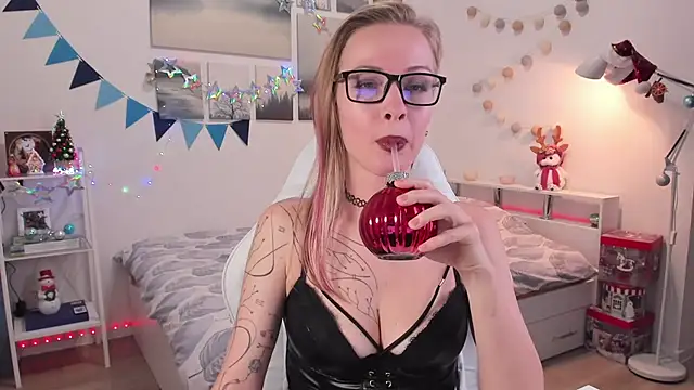 MissRightX online show from December 2024 07:20:01 PM