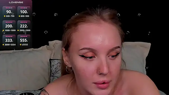 LianaFord online show from March 2025 12:21:01 AM