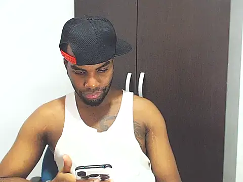 Rene hotman online show from March 2025 07:55:02 PM