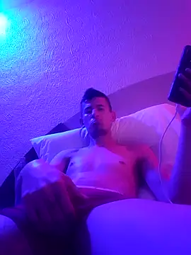 Snapshot of BIG___BEN chatting on February 2026 01:51:02 PM BIG BEN online show from February 2026 01:51:02 PM