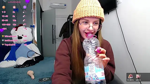 KateJonson online show from January 2025 11:53:01 AM