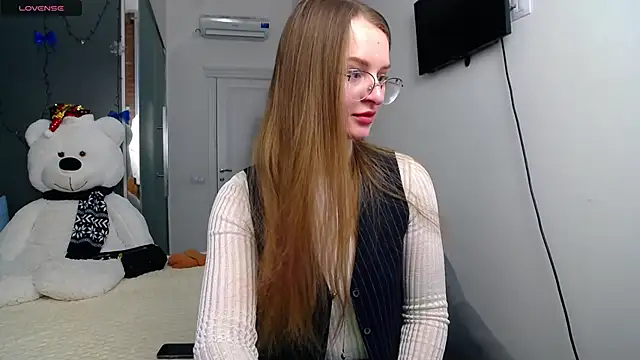 KateJonson online show from February 2025 01:33:02 PM