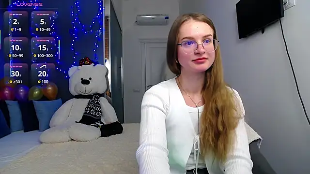 KateJonson online show from February 2025 02:09:02 PM