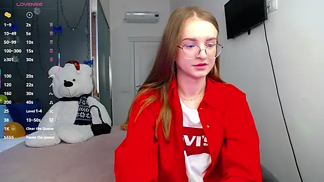 KateJonson online show from March 2025 08:28:02 AM