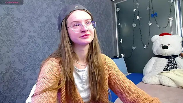 KateJonson online show from October 2025 06:43:01 AM