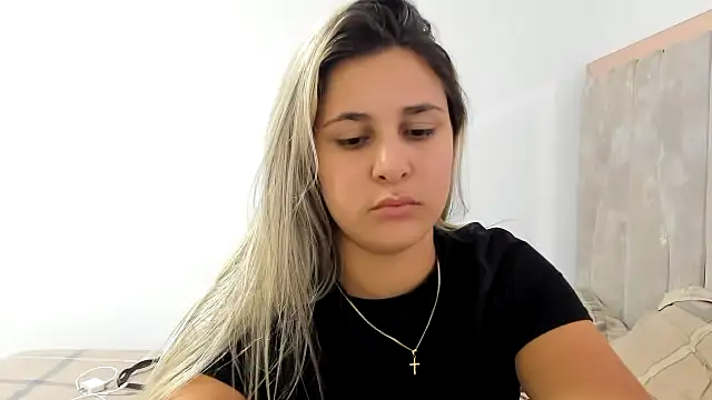 Lana Sofia1 online show from September 2025 10:43:02 PM