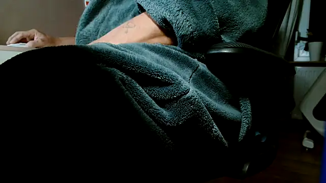 suedel65 online show from September 2025 03:32:02 AM