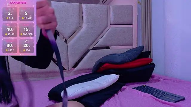 DANIK STAR online show from October 2025 07:10:02 PM