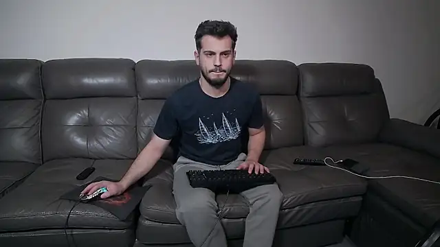 CrazyDom1 online show from March 2026 06:11:02 PM