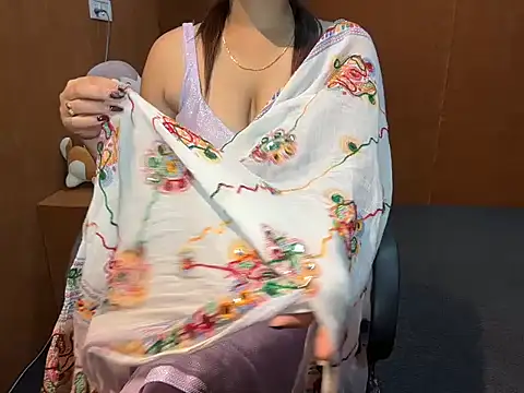 Snapshot of riya_stream chatting on October 2025 04:08:02 PM riya stream online show from October 2025 04:08:02 PM