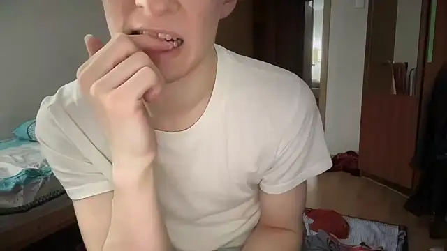 Lamonteik online show from March 2025 06:12:02 PM