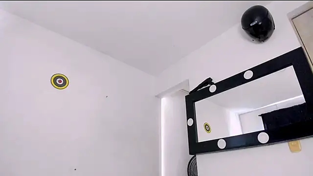 Samuel Suarez online show from April 2026 08:50:01 PM