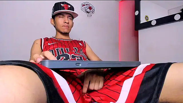 Samuel Suarez online show from April 2026 01:28:02 AM