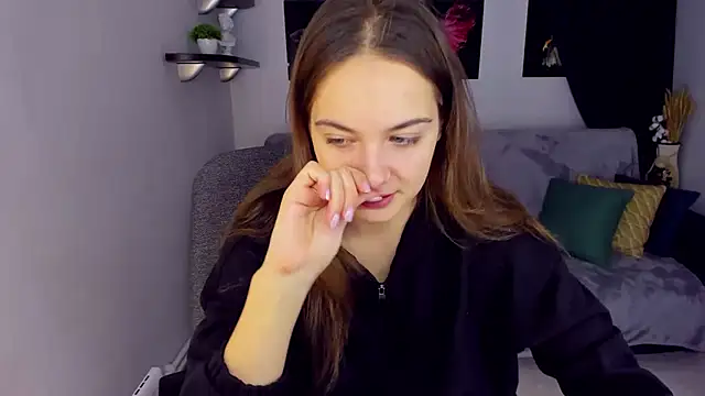 KristinaLoison online show from December 2024 04:03:01 PM