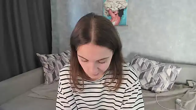 KristinaLoison online show from February 2026 12:12:01 PM