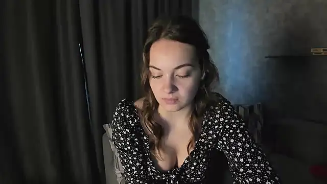 KristinaLoison online show from April 2026 02:47:01 PM