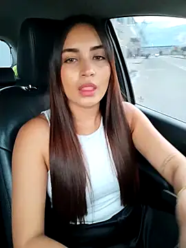 aisha es online show from February 2026 08:14:01 PM