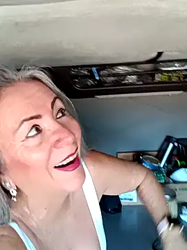 EvaRobinson online show from December 2024 08:04:01 PM