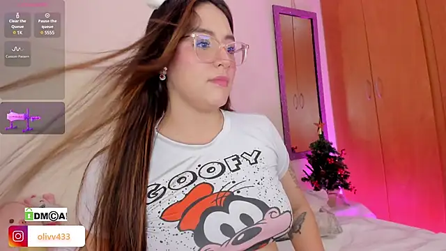 olivia  s online show from December 2024 03:03:01 AM