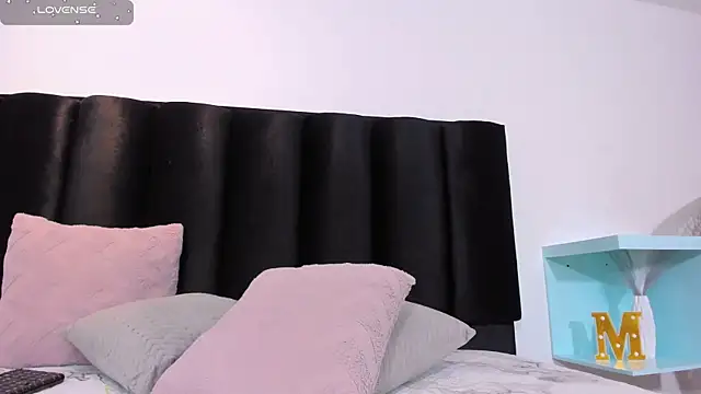 MauraGray online show from January 2025 02:28:02 AM