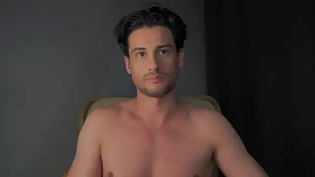 Keen   Luckystrike online show from December 2024 11:25:01 PM