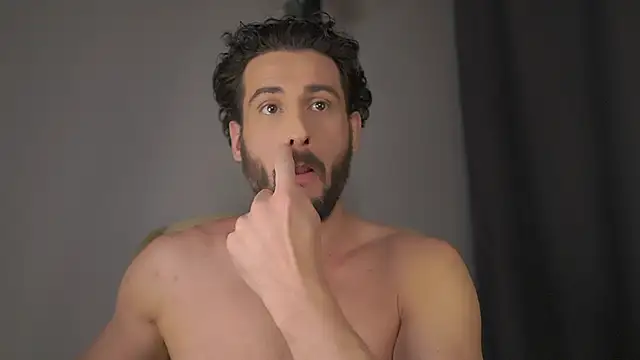 Keen   Luckystrike online show from February 2026 01:08:02 PM