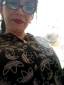 kelly dirty  online show from February 2026 03:56:02 AM