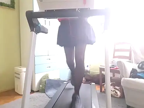 feathersify online show from April 2026 09:10:02 AM