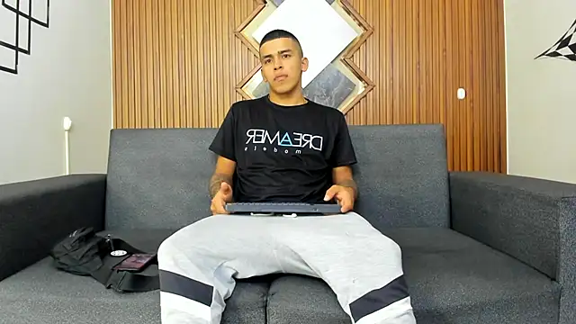 yeckodream online show from March 2025 03:45:01 AM