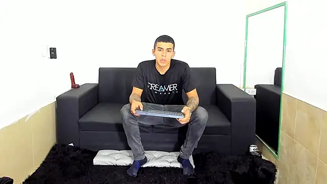 yeckodream online show from March 2025 04:29:02 AM