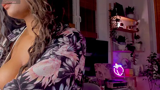 Ana Peachy  online show from December 2024 11:16:02 PM