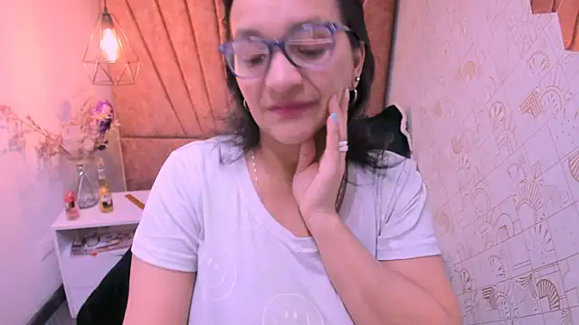 MarilynMiilf  online show from September 2025 08:31:01 PM