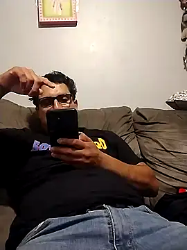 thickcocklatino online show from September 2025 06:02:01 PM