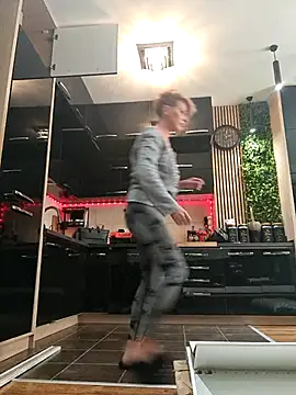 InannaStar online show from March 2025 11:58:02 AM