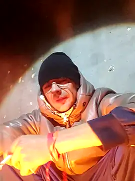 Snapshot of Eln1no69 chatting on April 2026 07:08:02 PM Eln1no69 online show from April 2026 07:08:02 PM