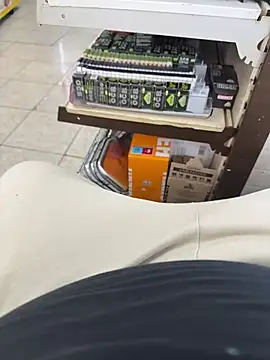 Snapshot of buri232 chatting on February 2025 12:42:01 PM buri232 online show from February 2025 12:42:01 PM