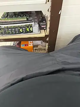 Snapshot of buri232 chatting on March 2025 09:18:02 AM buri232 online show from March 2025 09:18:02 AM