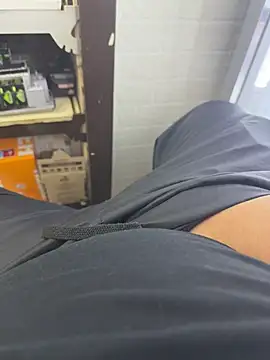 Snapshot of buri232 chatting on March 2025 06:11:01 PM buri232 online show from March 2025 06:11:01 PM