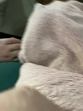 Snapshot of buri232 chatting on March 2025 02:18:02 PM buri232 online show from March 2025 02:18:02 PM