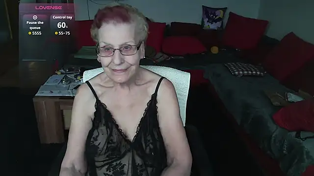 HeisseomaOriginal online show from November 2025 08:14:01 AM