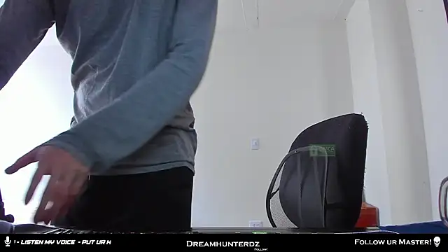 Snapshot of Headhunterdz chatting on February 2026 08:27:01 PM Headhunterdz online show from February 2026 08:27:01 PM