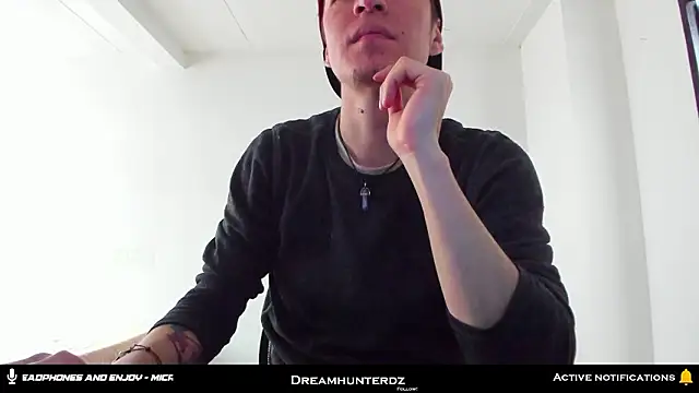 Snapshot of Headhunterdz chatting on February 2026 09:05:02 PM Headhunterdz online show from February 2026 09:05:02 PM