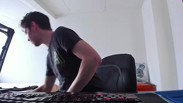 Snapshot of Headhunterdz chatting on March 2026 09:39:02 PM Headhunterdz online show from March 2026 09:39:02 PM