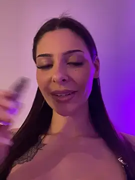 Snapshot of Sassy-Susie chatting on February 2025 08:31:01 PM Sassy-Susie online show from February 2025 08:31:01 PM