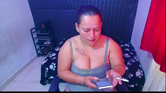 Diana Lozano online show from March 2025 01:19:02 PM