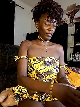 lynnkatrina online show from April 2026 07:15:01 PM